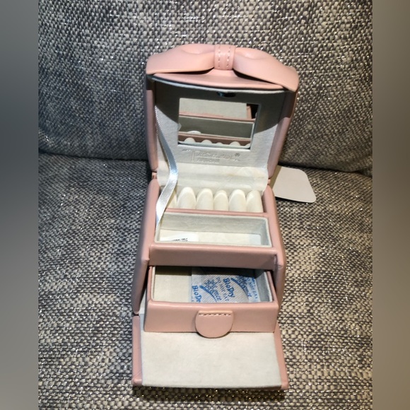 NWT Jewelley Box - Picture 5 of 8